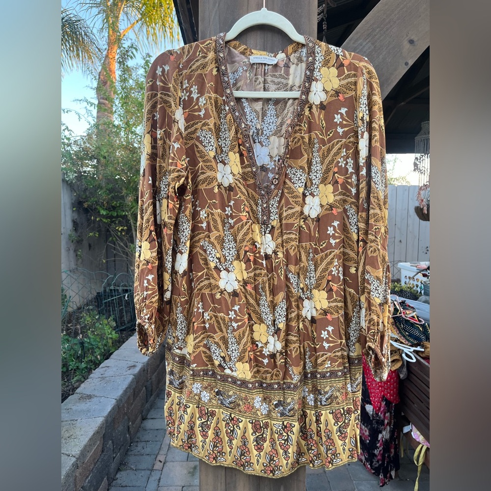 Spell and the Gypsy Bianca Tunic Dress size large - Picture 9 of 16